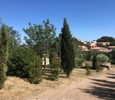 Peret Bed & Breakfast | B&B chambre comfortable pour la détente au Mas La Magdelaine