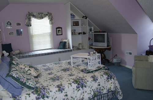 Apex Bed & Breakfast | B&B Country Garden Inn