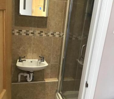 Broad Hinton Bed & Breakfast | B&B Dorwyn Manor