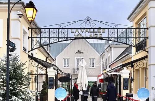 Magny-le-Hongre Bed & Breakfast | B&B en face du golf et de DISNEY