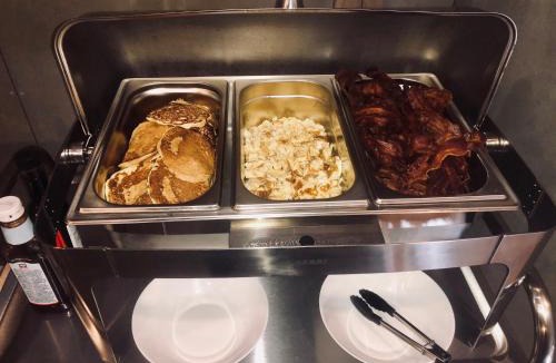 Lyngs Bed & Breakfast | B & B Gødstrup - cafe og restaurant Den Gamle Stald