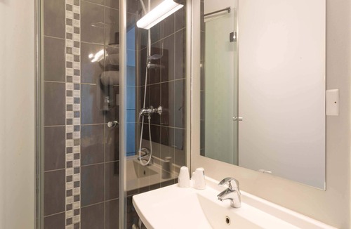 Maizieres-la-Grande-Paroisse Hotel | B&B HOTEL Romilly-sur-Seine