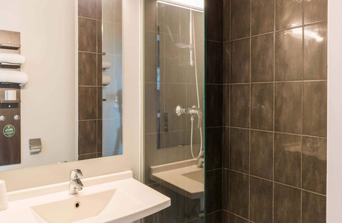 Maizieres-la-Grande-Paroisse Hotel | B&B HOTEL Romilly-sur-Seine