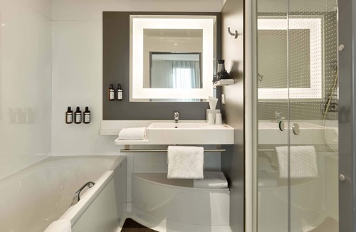 Velizy-Villacoublay Hotel | B&B HOME Vélizy