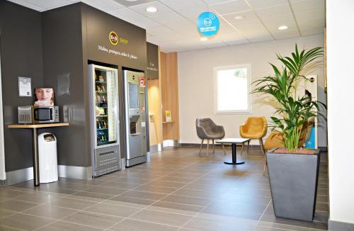 Saint-Martin-de-Valgalgues Hotel | B&B HOTEL Alès - Pôle Mécanique