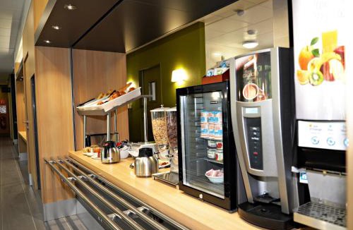 Saint-Martin-de-Valgalgues Hotel | B&B HOTEL Alès - Pôle Mécanique