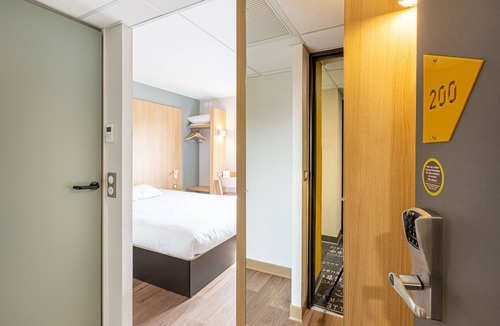 Saint-Sylvain-d'Anjou Hotel | B&B HOTEL ANGERS Parc Expos