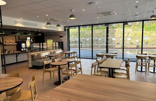 Miserey-Salines Hotel | B&B HOTEL Besançon Valentin