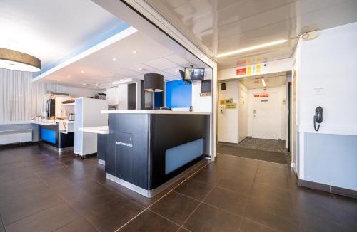 Calais Frethun Hotel | B&B HOTEL Calais Terminal Cité Europe 2 étoiles