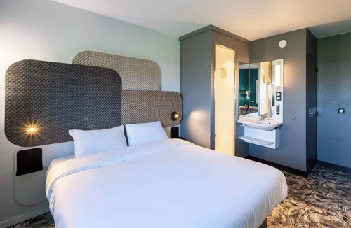 Calais Frethun Hotel | B&B HOTEL Calais Terminal Cité de l'Europe 3 étoiles
