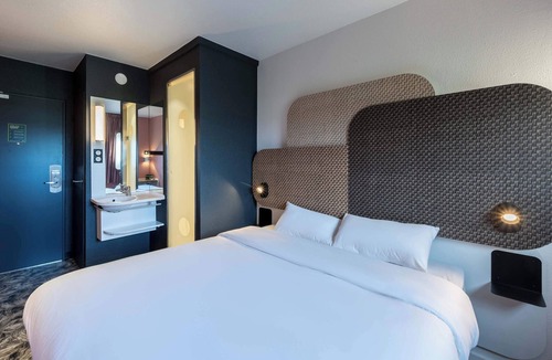 Calais Frethun Hotel | B&B HOTEL Calais Terminal Cité de l'Europe 3 étoiles