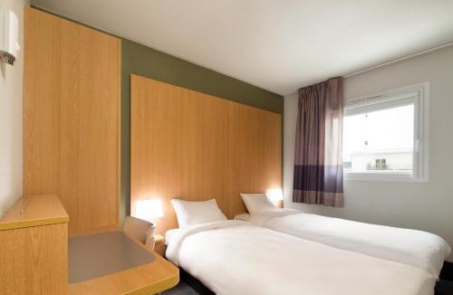 Castres Hotel | B&B HOTEL Castres Centre Gambetta