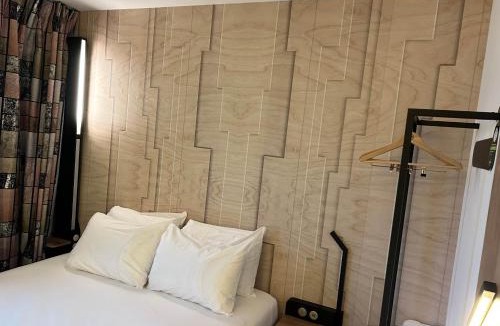 Cergy Hotel | B&B HOTEL Cergy Saint-Christophe Gare