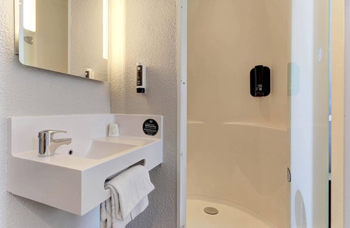 Chalons-en-Champagne Hotel | B&B HOTEL Châlons-en-Champagne