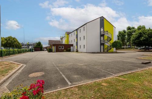 Le Coudray Hotel | B&B HOTEL CHARTRES Le Coudray
