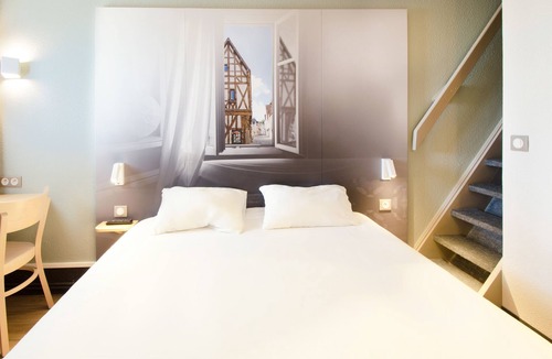 Le Coudray Hotel | B&B HOTEL CHARTRES Le Forum (1)