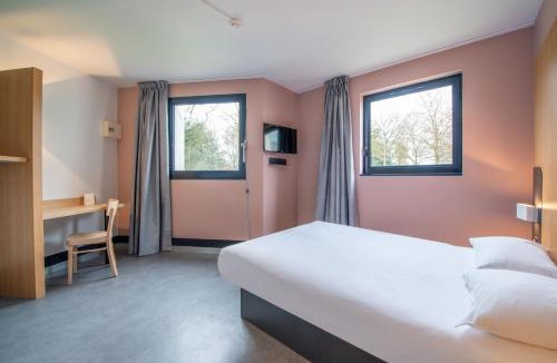 Cholet Hotel | B&B HOTEL Cholet Sud