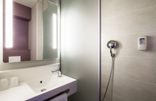 Cuincy Hotel | B&B HOTEL Douai Parc des Expos Cuincy