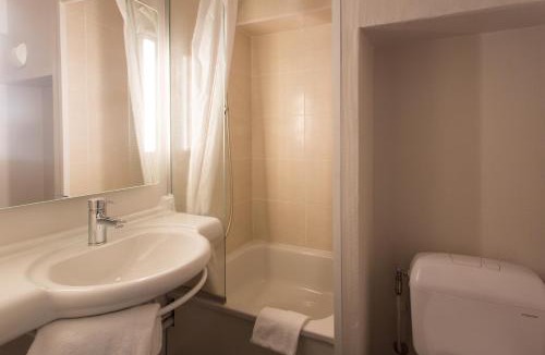 Cuincy Hotel | B&B HOTEL Douai Parc Des Expos Cuincy