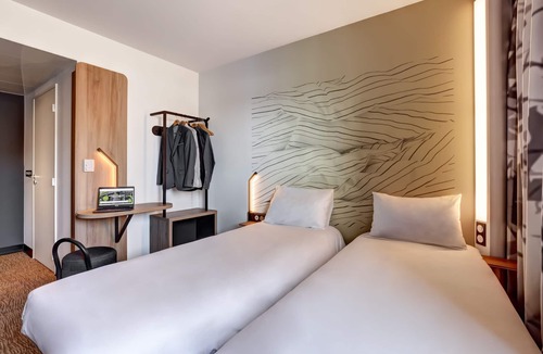 Amphion-les-Bains Hotel | B&B HOTEL Evian Publier