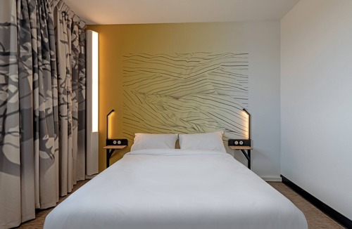 Landerneau Hotel | B&B HOTEL Landerneau Bois Noir