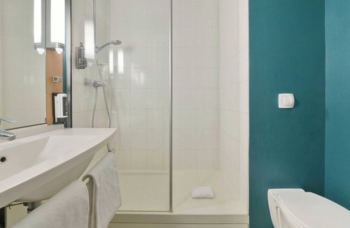 Le Mans Hotel | B&B HOTEL Le Mans Centre Cathédrale