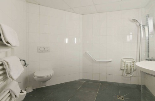 Le Mans Hotel | B&B HOTEL Le Mans Centre Cathédrale