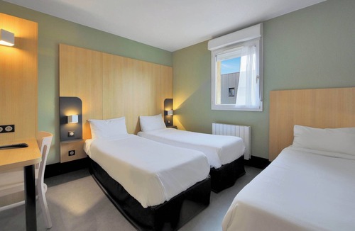 Friville-Escarbotin Hotel | B&B HOTEL Le Tréport Friville