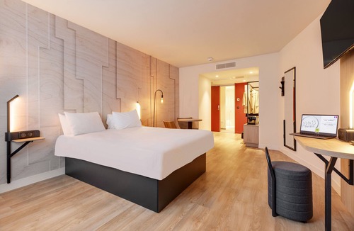 Faubourg de Bethune Hotel | B&B HOTEL Lille Lillenium Eurasanté