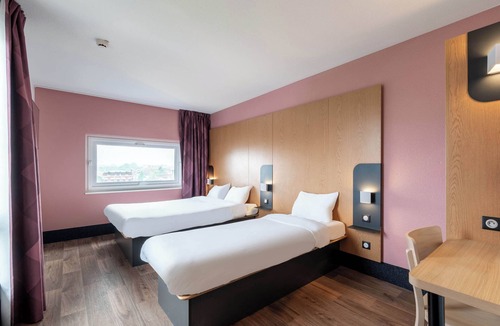 Roubaix Hotel | B&B HOTEL Lille Roubaix Campus Gare