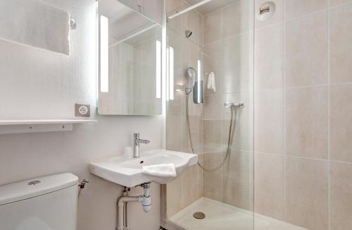 Louveciennes Hotel | B&B HOTEL Louveciennes