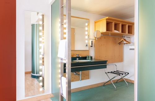 Lully Hotel | B&B Hotel Lully 3 Lakes