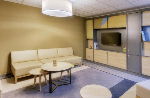 Les Crottes Hotel | B&B HOTEL Marseille Les Ports