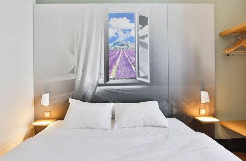 Les Tourrettes Hotel | B&B HOTEL Montélimar Nord