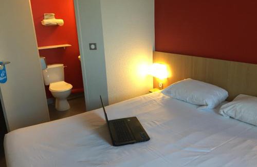 Les Tourrettes Hotel | B&B HOTEL Montélimar Nord