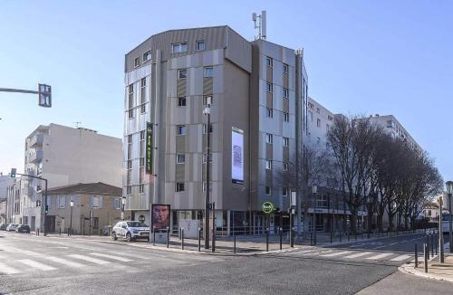 Cadereau Hotel | B&B HOTEL Nîmes Centre Arènes