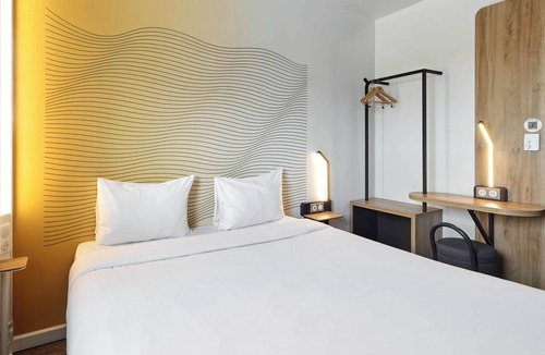 Chemin de l'Ile Hotel | B&B HOTEL NANTERRE Rueil Malmaison