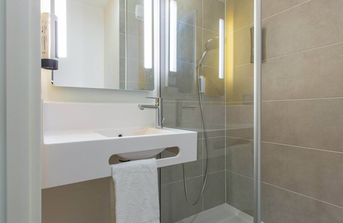 Saran Hotel | B&B Hotel Orléans Saran