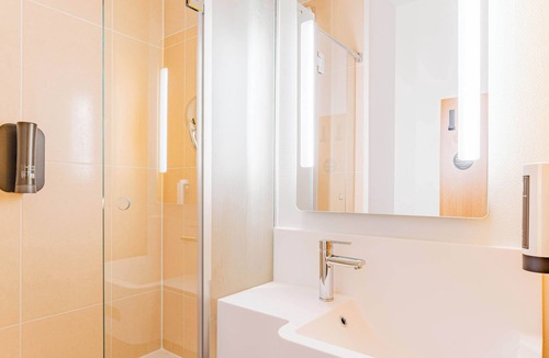 Chasseneuil-du-Poitou Hotel | B&B HOTEL Poitiers (3)