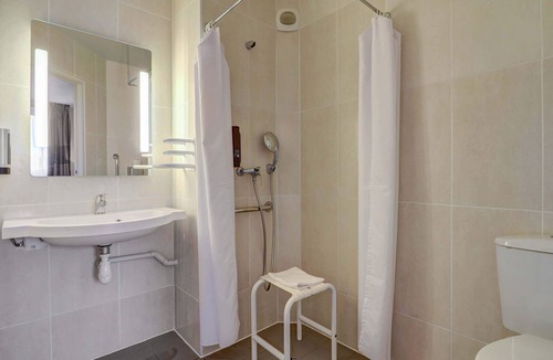 Paray-le-Monial Hotel | B&B HOTEL Paray-le-Monial