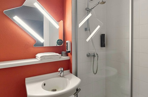 Vitry-sur-Seine Hotel | B&B HOTEL Paris Vitry-sur-Seine 3 étoiles