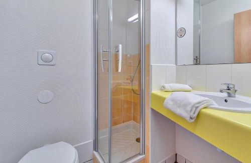 Lescar Hotel | B&B HOTEL Pau Lescar