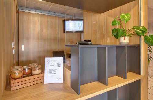 Lescar Hotel | B&B HOTEL Pau Lescar