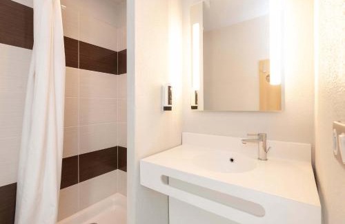 Pau Nord Hotel | B&B HOTEL Pau Zénith