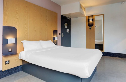 Reims Hotel | B&B HOTEL Reims Centre Gare