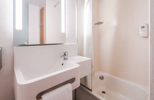 Trignac Hotel | B&B HOTEL Saint-Nazaire Trignac