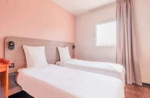 Holtzheim Hotel | B&B HOTEL Strasbourg Aéroport