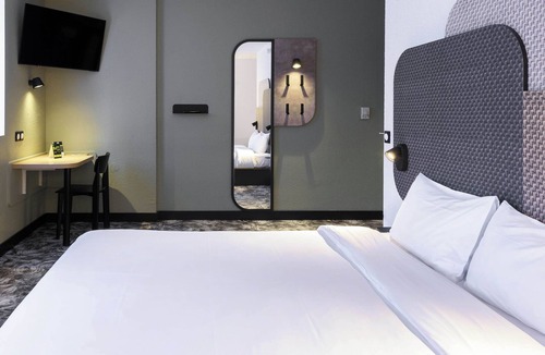 La Terrasse Hotel | B&B HOTEL Toulouse Cité de l'Espace Gonord