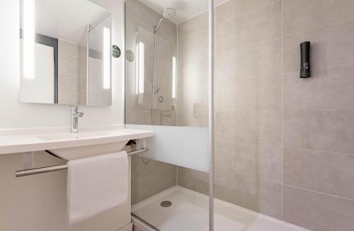 Rouvignies Hotel | B&B HOTEL Valenciennes Sud 3 étoiles