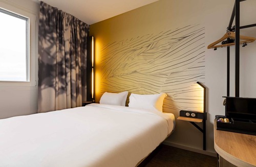 Onnaing Hotel | B&B HOTEL Valenciennes Onnaing 3 étoiles